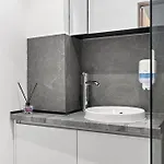 Corvinia House Marasti - Free Parking - Near Airport Apartment