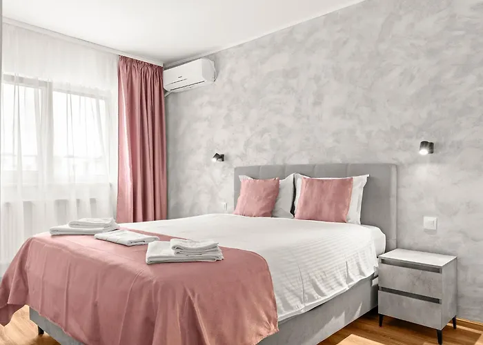 Corvinia House Marasti - Free Parking - Near Airport
