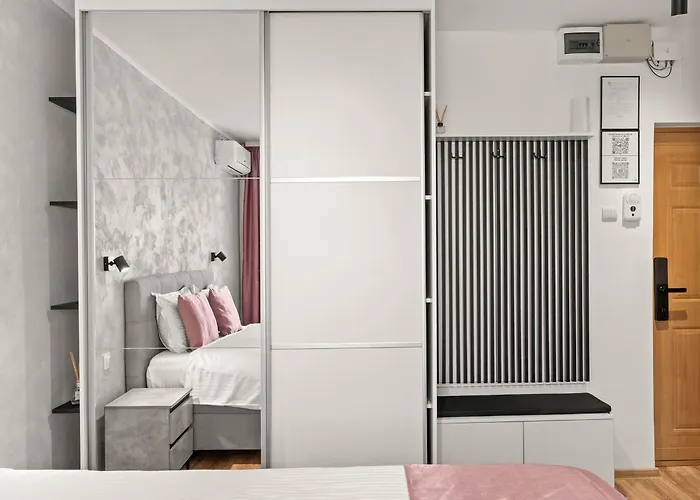 Corvinia House Marasti - Free Parking - Near Airport Apartment *